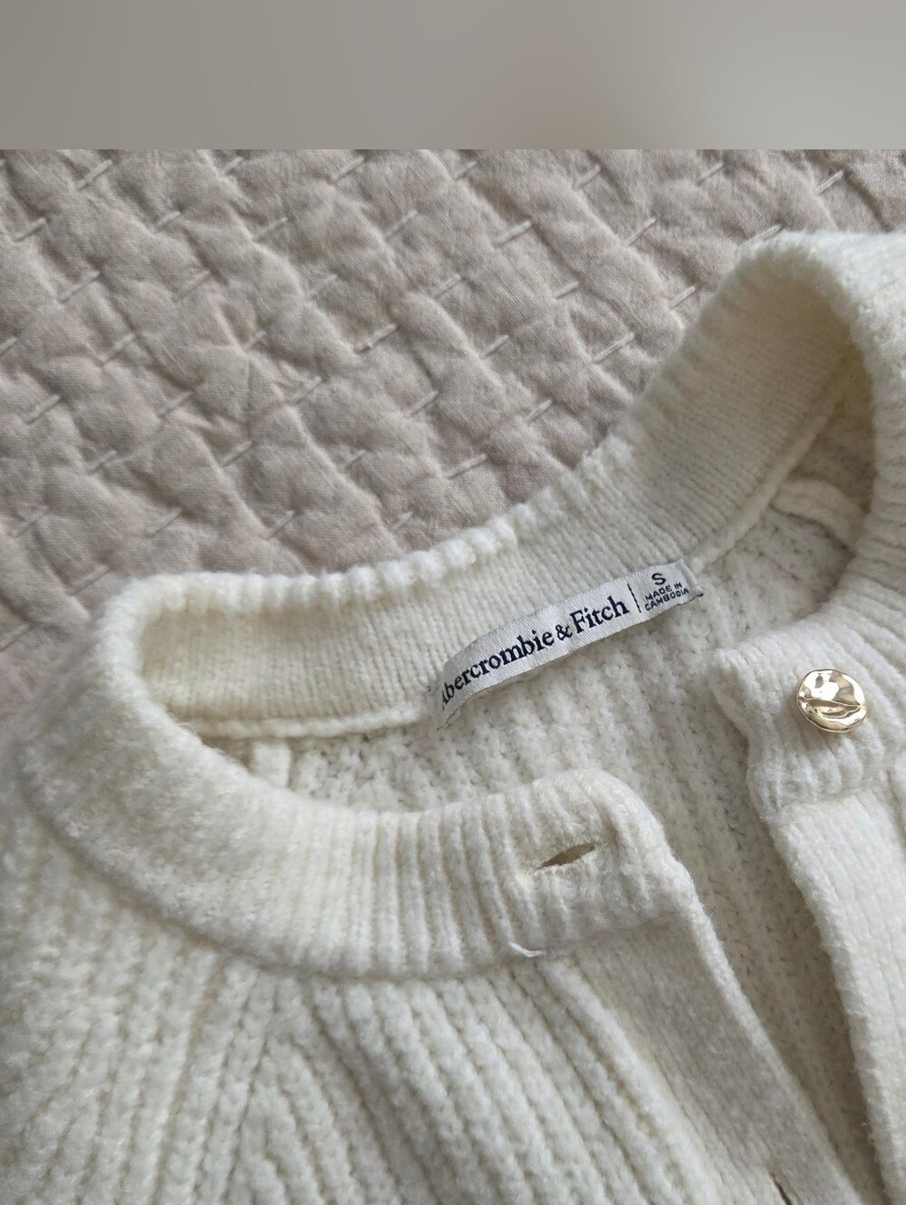 Crew Neck Cardigan - Picture 7 of 8